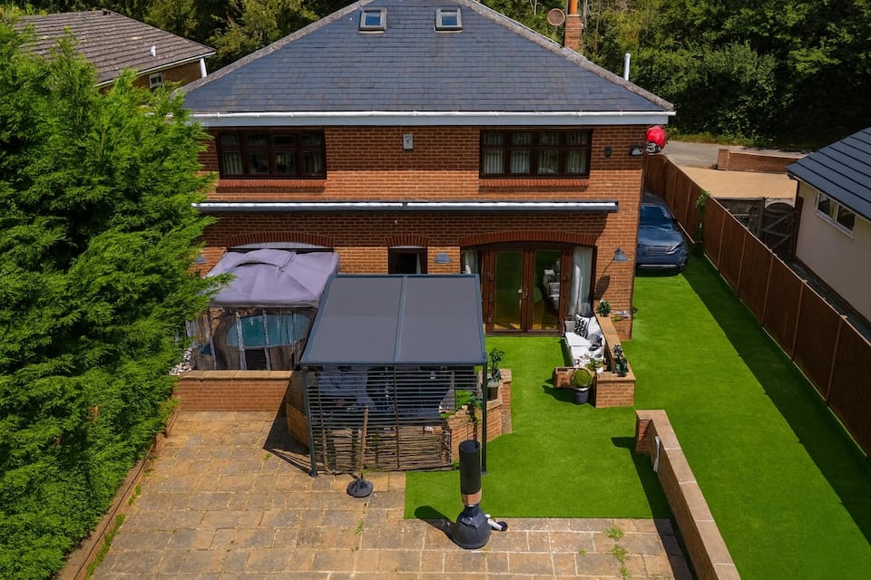 The Boutique Mansion Retreat